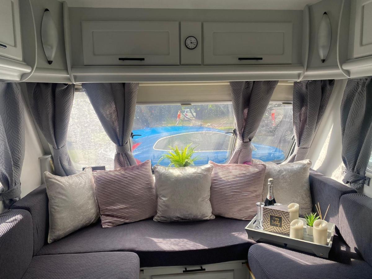 Rostrevor Valley Caravans With Private Hot Tub Exteriör bild
